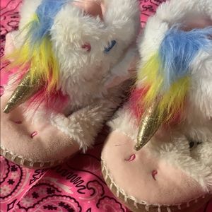 Like New - unicorn slippers